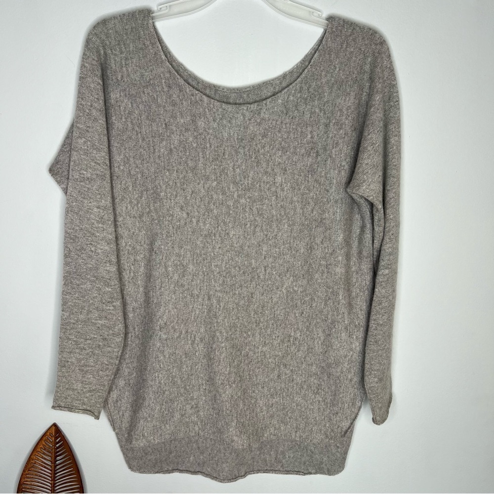 Vince Wool-Cashmere Boat Neck Sweater Gray